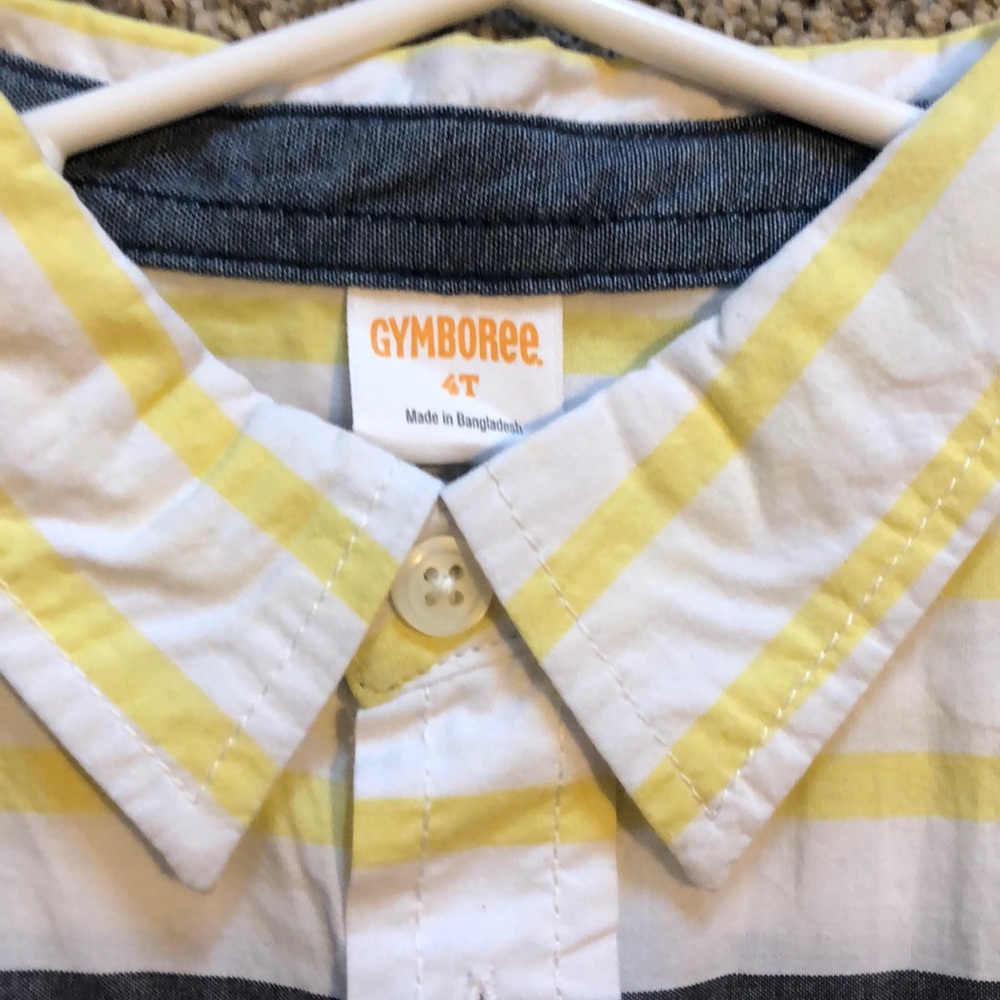 Never worn button up - Picture 2 of 3